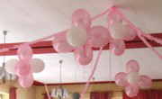 Luftballontrauben hängend