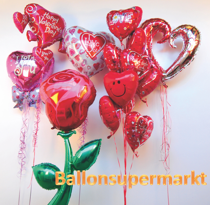 Ballons aus Folie in Liebe