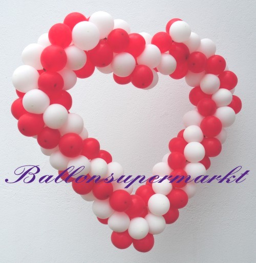 Hochzeits-Herz-aus-Ballons-Ballondekoration-Hochzeit